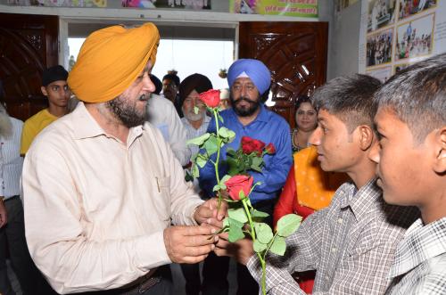 Dr.-S.P-Singh-Oberoi